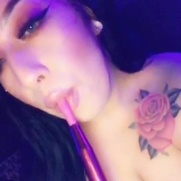 Meet your Posher, Cheryl - Picture 1 of 1